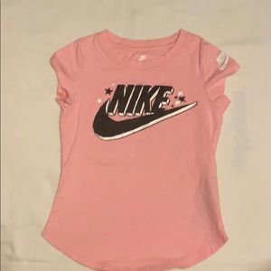 Girls Nike Tee
